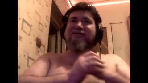 Snapshot of george84xxx chatting on January 15, 2026, 12:26 am GeOOXXX online show from January 15, 2026, 12:26 am