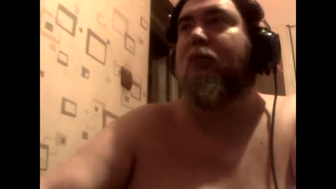 Snapshot of george84xxx chatting on February 14, 2026, 1:46 am GeOOXXX online show from February 14, 2026, 1:46 am