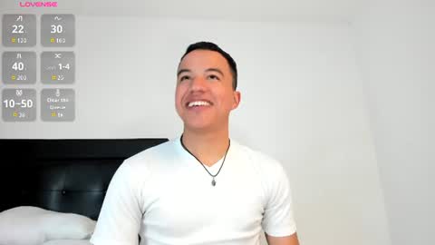 Snapshot of george_cams1 chatting on July 14, 2026, 10:15 pm Jorge online show from July 14, 2026, 10:15 pm