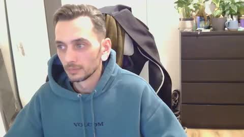 georgek0011 online show from December 16, 2025, 11:21 pm