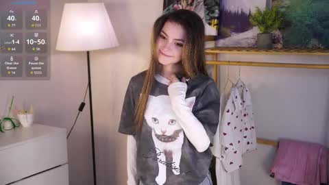 May online show from April 28, 2026, 3:33 am