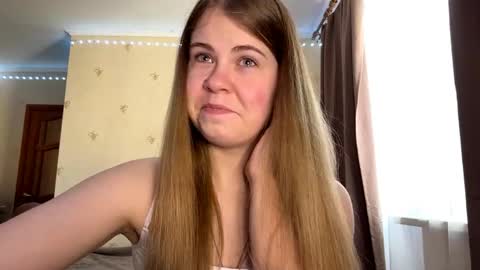 Amy is here ntmuMy TG MaevAmy online show from April 12, 2026, 6:18 am