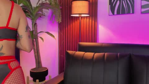 Georgina Caruso online show from April 4, 2026, 2:21 am