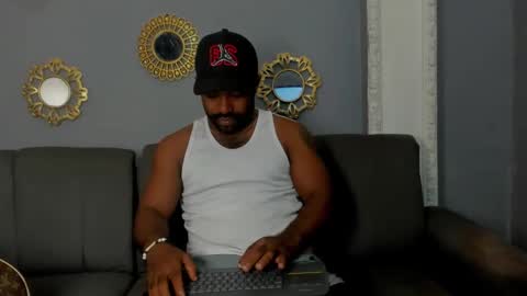 GERALD online show from November 19, 2025, 3:39 am