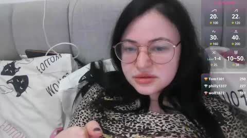 Eva online show from February 9, 2025, 9:49 pm