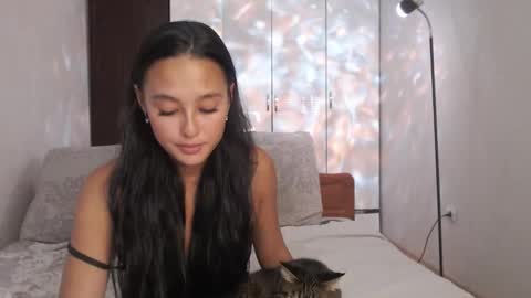 Germiona online show from September 15, 2025, 7:19 am