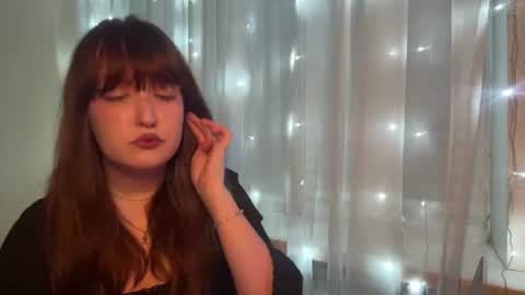 Snapshot of gertrudisoldershaw chatting on August 4, 2026, 9:17 pm Lora online show from August 4, 2026, 9:17 pm