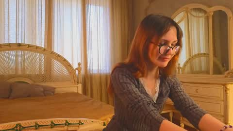 Kristy online show from May 7, 2026, 1:38 pm
