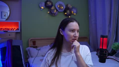 Anna online show from October 23, 2025, 2:16 pm