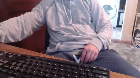 gethoggy online show from November 11, 2025, 1:44 pm