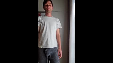 ggggu495826 online show from February 9, 2026, 5:28 pm