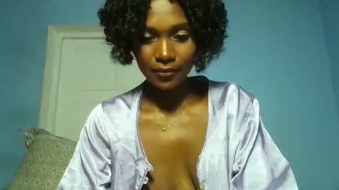 gggloria online show from December 16, 2025, 6:35 pm