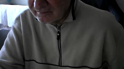 Snapshot of gh1952ma chatting on March 6, 2025, 8:41 am Gisse online show from March 6, 2025, 8:41 am
