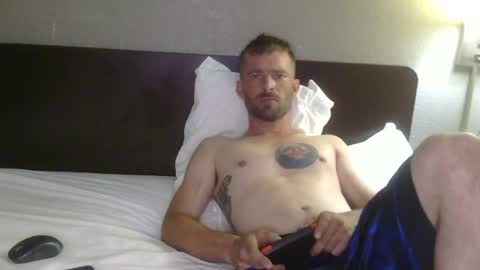 ghost_lover28 online show from June 28, 2026, 2:28 am