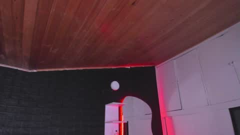 Allison  online show from January 17, 2025, 1:15 am