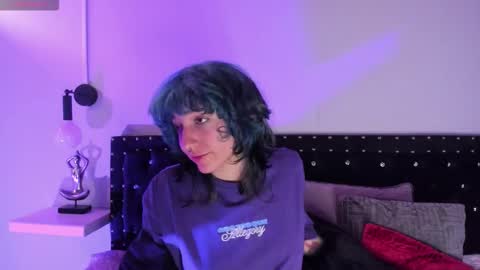 Allison  online show from September 27, 2025, 1:27 pm