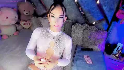 Gia Ferrara online show from December 14, 2025, 5:57 am