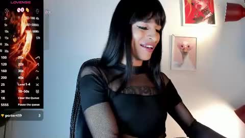 Snapshot of gia_demiee chatting on July 25, 2026, 12:03 pm Gia Please help me with your thumbs up its important online show from July 25, 2026, 12:03 pm