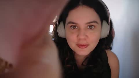 Snapshot of gia_is_horny chatting on December 11, 2024, 5:37 pm The Queen of Squirt online show from December 11, 2024, 5:37 pm
