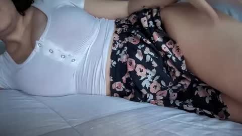 Snapshot of gia_is_horny chatting on March 5, 2025, 11:38 pm The Queen of Squirt online show from March 5, 2025, 11:38 pm