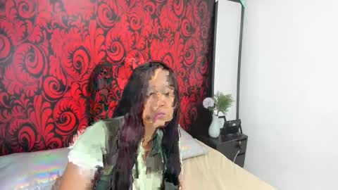 gia_martin online show from February 25, 2025, 12:45 pm