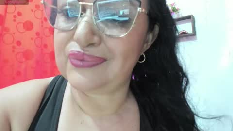 nahomi online show from December 18, 2025, 11:33 pm