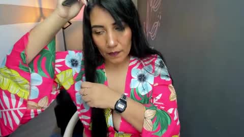 G I A  FOX online show from March 3, 2025, 12:58 pm