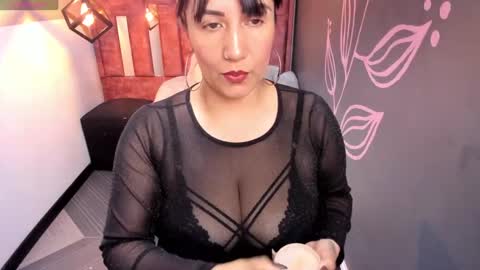 G I A  FOX online show from September 29, 2025, 8:57 pm