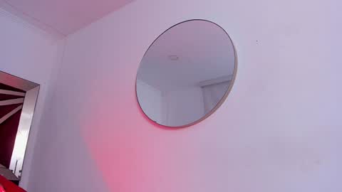 Gia  online show from February 4, 2025, 9:31 pm