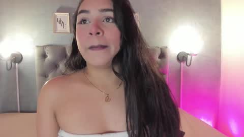 Snapshot of giannaslimjb chatting on September 27, 2025, 3:44 am giannaslimjb online show from September 27, 2025, 3:44 am