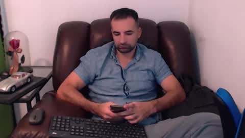 Snapshot of gianni_lion chatting on December 2, 2024, 10:12 pm Gianni online show from December 2, 2024, 10:12 pm