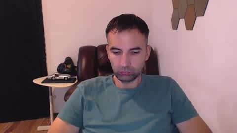 Snapshot of gianni_lion chatting on October 13, 2025, 2:17 pm Gianni online show from October 13, 2025, 2:17 pm