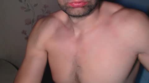 Gianni online show from April 28, 2026, 6:46 pm