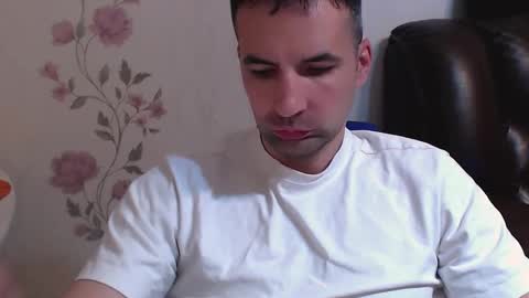 Gianni online show from May 11, 2026, 8:06 pm
