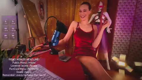 Snapshot of giantess_eva chatting on May 8, 2026, 6:24 pm Eva online show from May 8, 2026, 6:24 pm