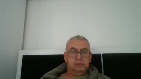 Snapshot of gigi1970 chatting on October 19, 2025, 11:55 am gigi1970 online show from October 19, 2025, 11:55 am