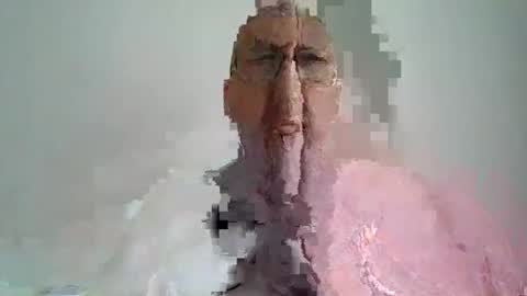 gigi1970 online show from April 26, 2026, 8:12 am