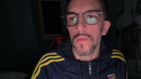 Gigi online show from December 15, 2025, 4:50 am