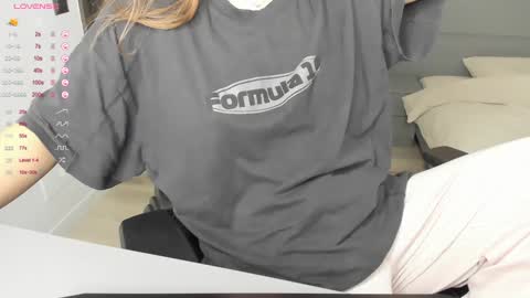 Snapshot of gigihadd chatting on December 30, 2024, 8:58 pm gigihadd online show from December 30, 2024, 8:58 pm