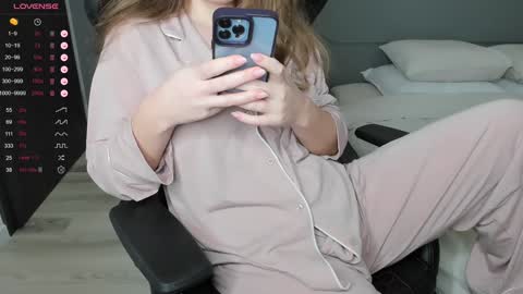 Snapshot of gigihadd chatting on January 20, 2025, 4:12 pm gigihadd online show from January 20, 2025, 4:12 pm