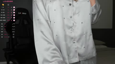 Snapshot of gigihadd chatting on January 30, 2025, 3:19 pm gigihadd online show from January 30, 2025, 3:19 pm