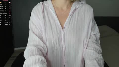 Snapshot of gigihadd chatting on September 21, 2025, 3:13 pm gigihadd online show from September 21, 2025, 3:13 pm