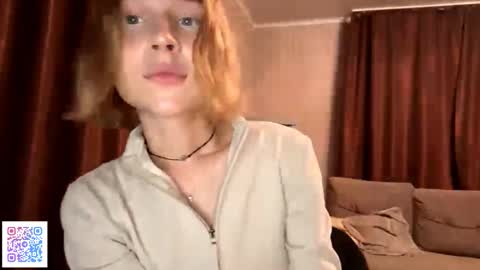 Molly online show from October 10, 2025, 7:35 pm