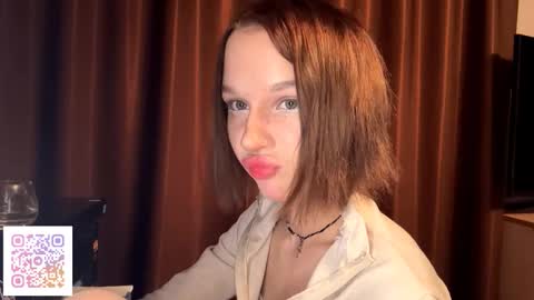 Molly online show from November 1, 2025, 6:32 pm