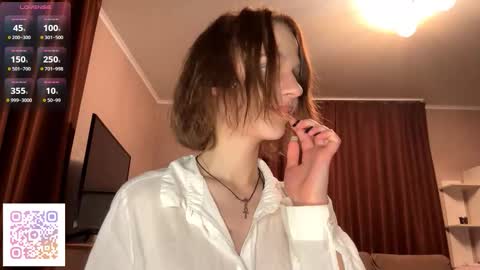 Molly online show from November 29, 2025, 7:39 pm