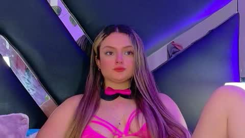 Giigii online show from March 4, 2026, 6:58 pm