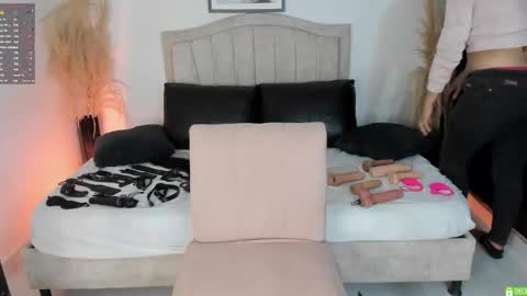 pamela online show from March 26, 2026, 1:55 am