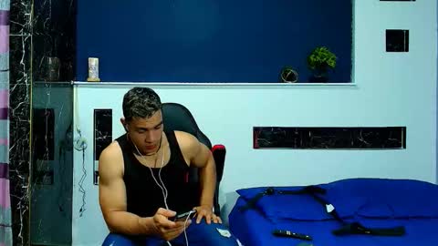 GILBERT online show from September 27, 2025, 10:37 pm