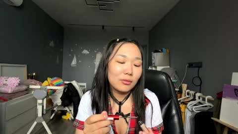 Agatha online show from April 19, 2026, 7:18 am