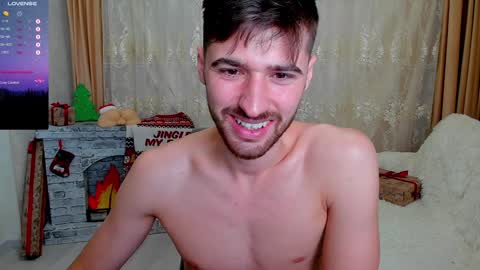 gilbertogonzales online show from December 25, 2024, 8:28 pm